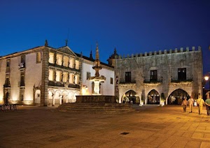 Ortsbild von „Enjoy Viana Guest House“